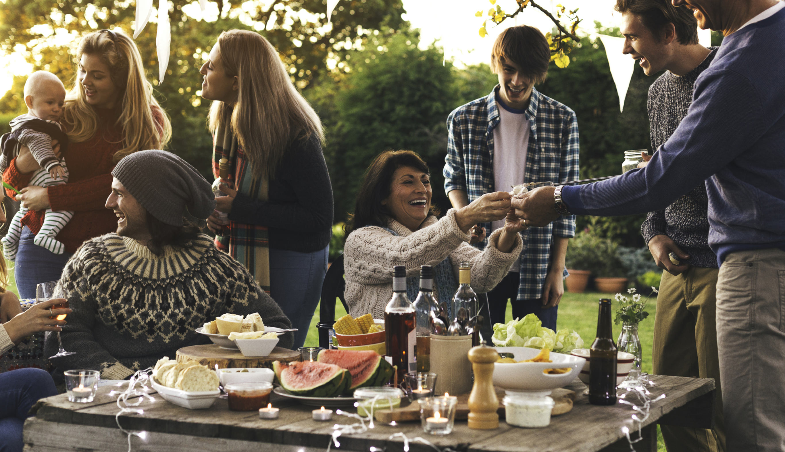 Outdoor Dining Space Requirements HOM Furniture