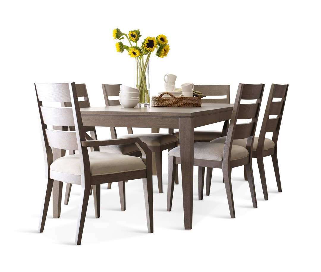 Design With Dining In Mind Blog By Hom Furniture Your Dining Table Choice Should Reflect What You Need It For