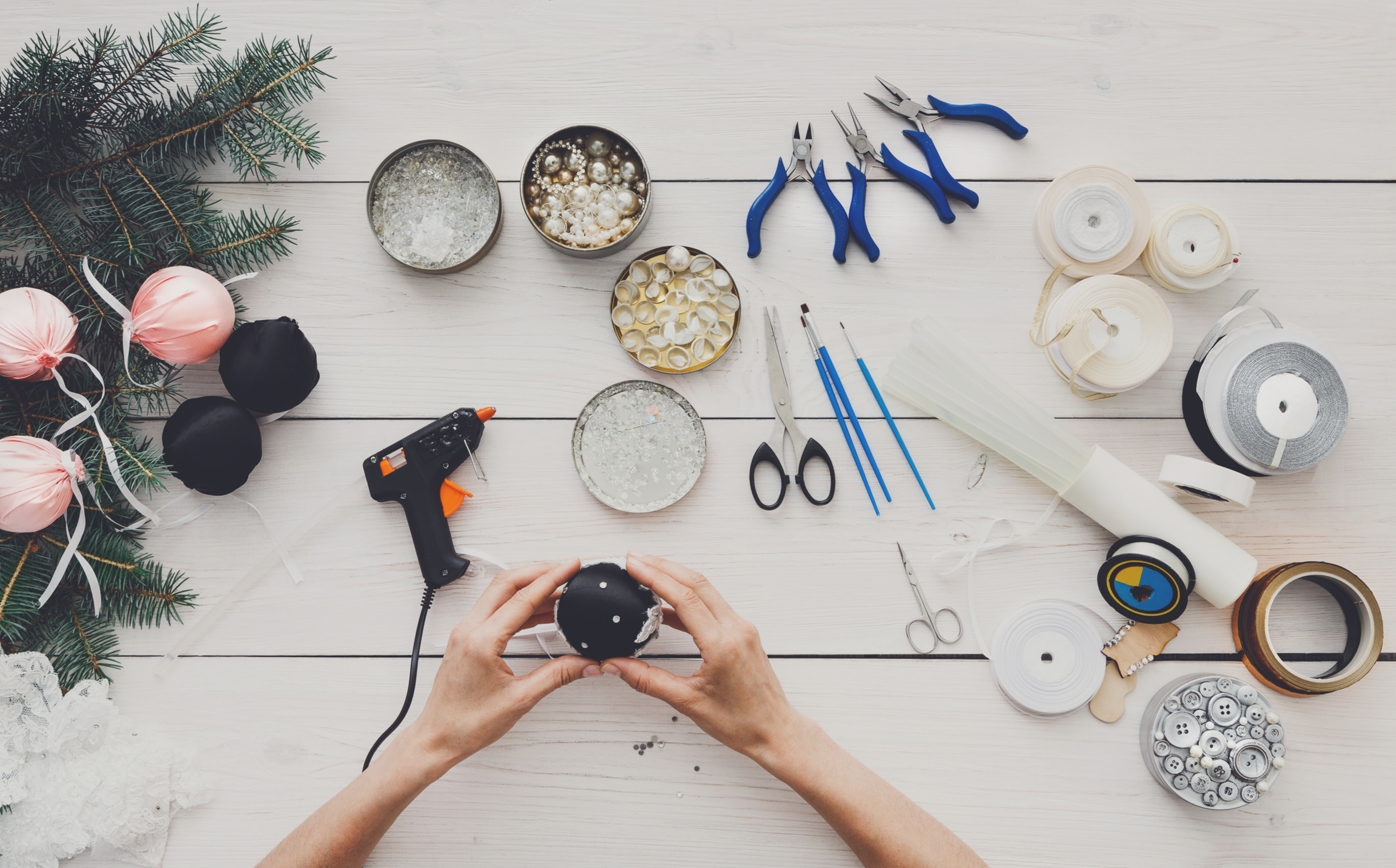 Diy Gallery Wall Design Blog By Hom Furniture Diy Gallery Wall Design Blog By Hom Furniture