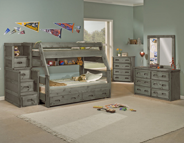 Bunk beds with chest of outlet drawers