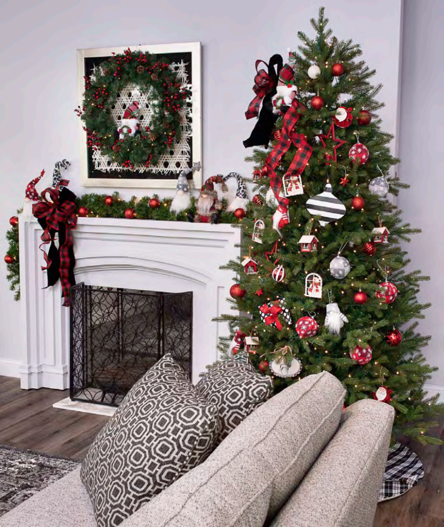 Artificial Christmas Tree Guide - design blog by HOM Furniture