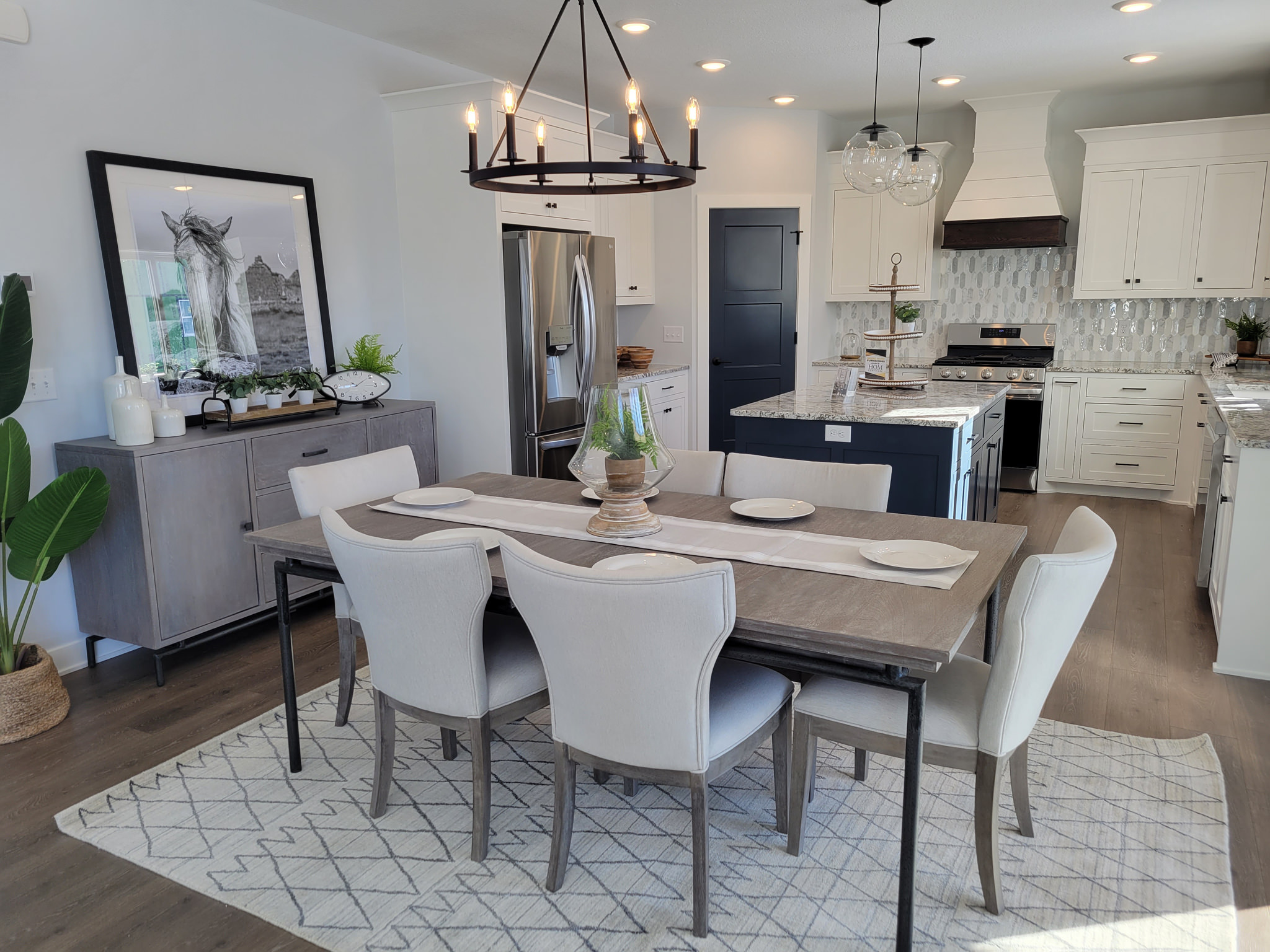 HOM Furniture Furniture Stores in Minneapolis Minnesota & Midwest